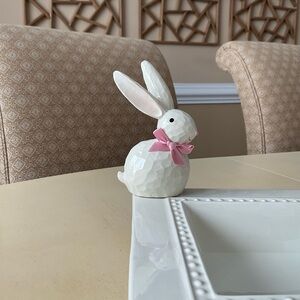 Cute As A Bunny With Pink Bow Platter Decoration 🐇